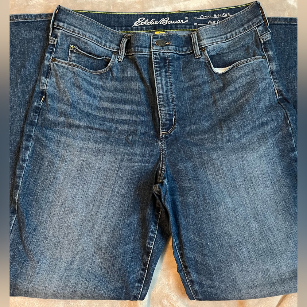 Eddie Bauer Women's Boot Cut Jeans - Dark Blue Wash
